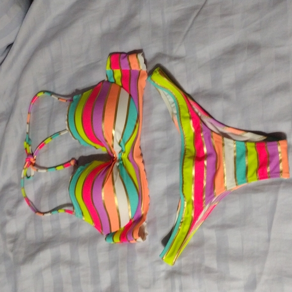 VS Bright Sexy Bikini Set - Picture 4 of 11